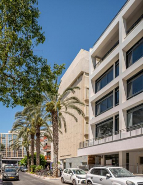 Mendele by the beach apartment with Balcony - by Sea N' Rent